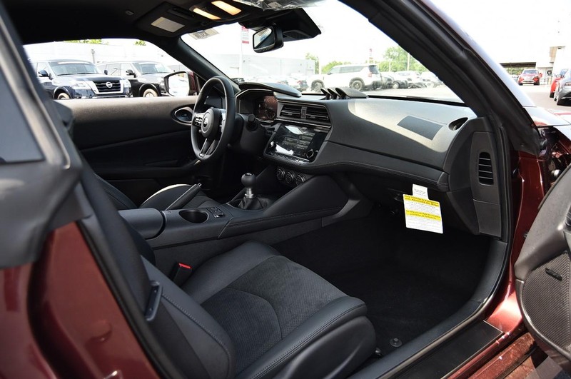Nissan Z Vehicle Image 09
