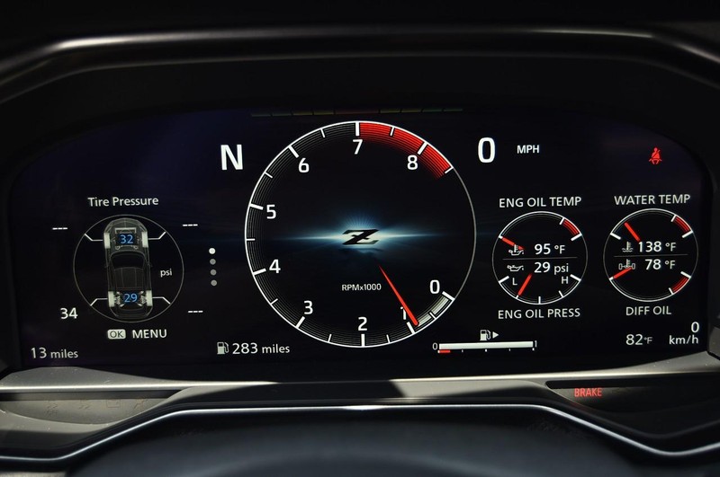 Nissan Z Vehicle Image 12