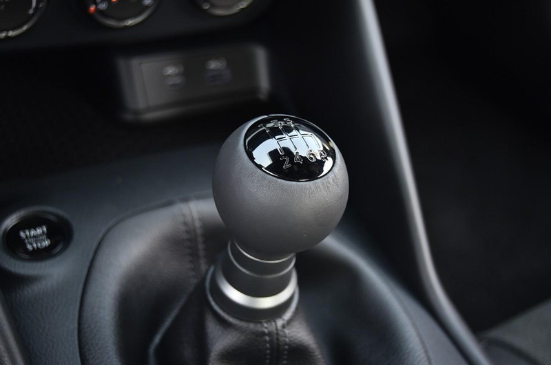 Nissan Z Vehicle Image 18