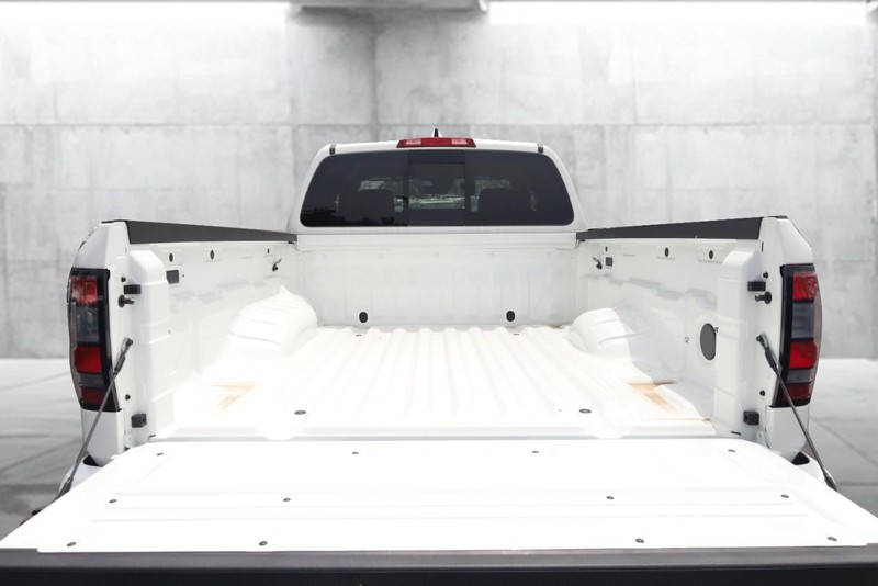Nissan Frontier Vehicle Image 07