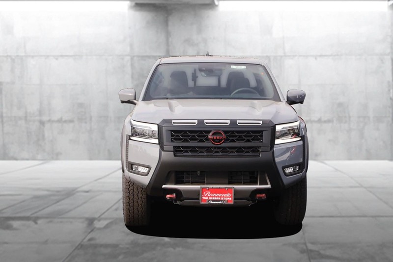 Nissan Frontier Vehicle Image 04
