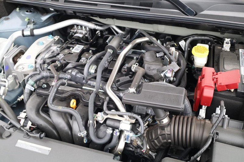 Nissan Sentra Vehicle Full-screen Gallery Image 27