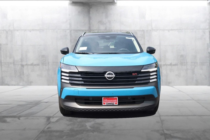 Nissan Kicks Vehicle Image 04