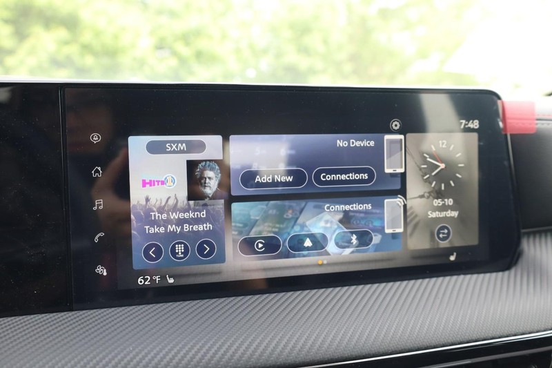 Nissan Kicks Vehicle Image 12