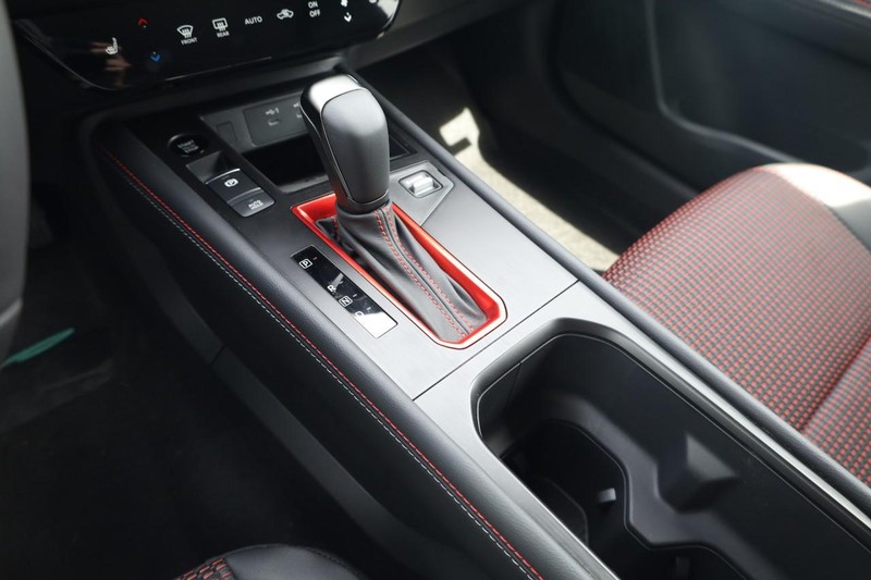 Nissan Kicks Vehicle Image 17