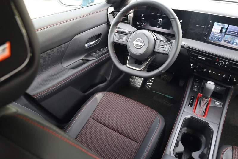 Nissan Kicks Vehicle Image 26
