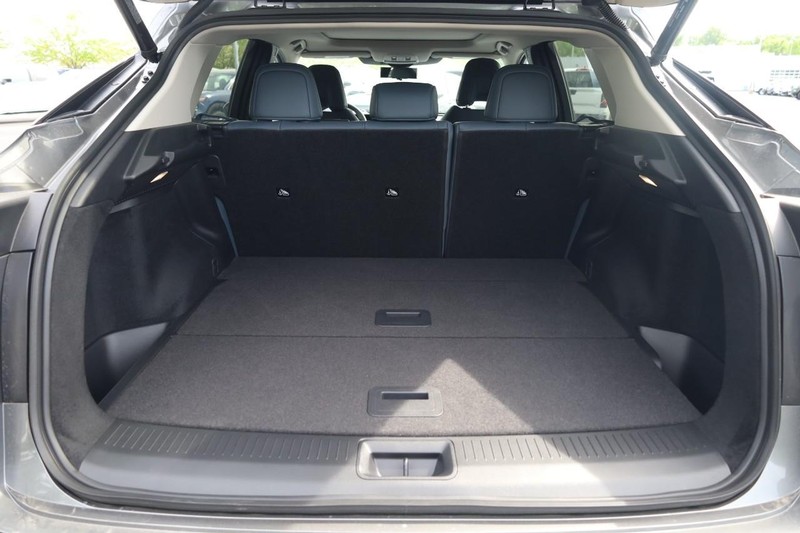 Nissan Ariya Vehicle Image 07