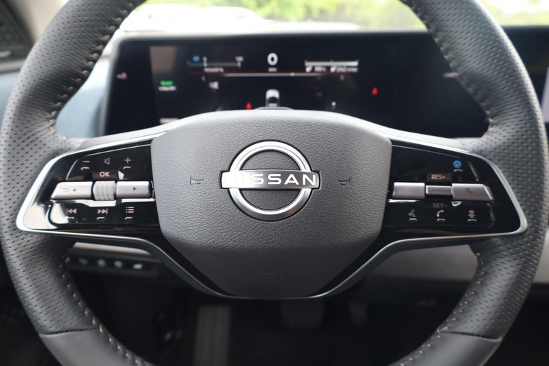 Nissan Ariya Vehicle Image 09