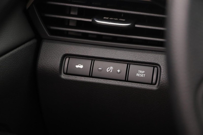 Nissan Frontier Vehicle Image 18