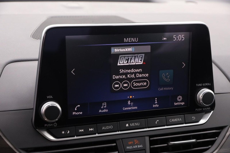 Nissan Frontier Vehicle Image 20