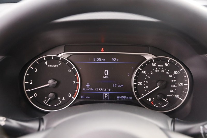 Nissan Frontier Vehicle Image 22