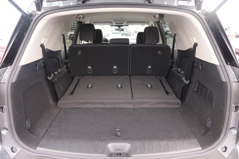 Nissan Pathfinder Vehicle Image 07