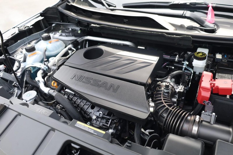 Nissan Rogue Vehicle Image 26