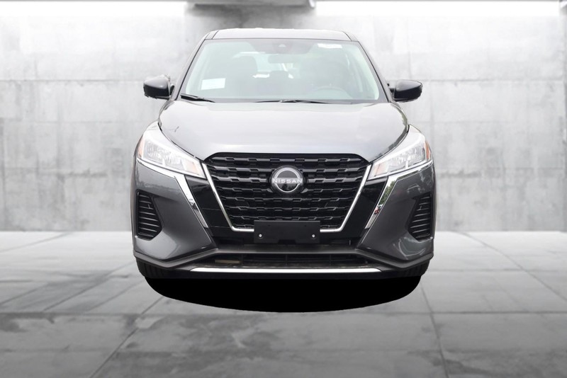Nissan Kicks Play Vehicle Image 04