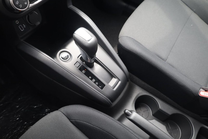 Nissan Kicks Play Vehicle Image 16
