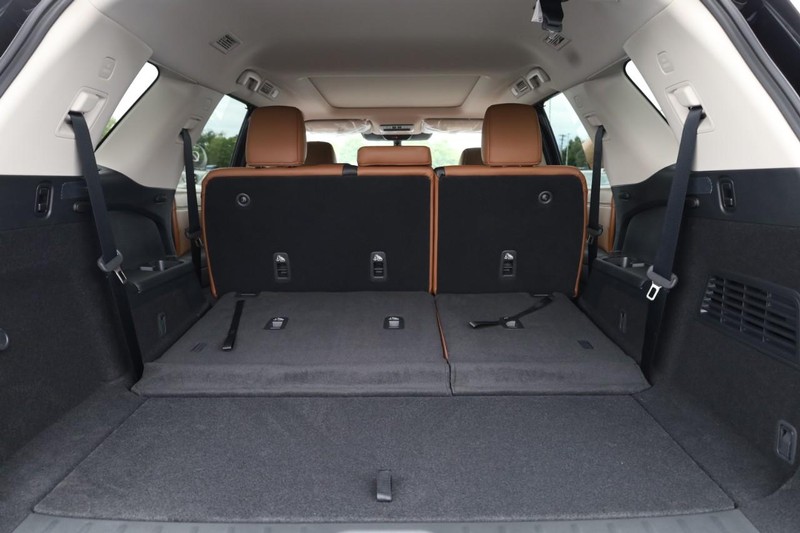Nissan Pathfinder Vehicle Image 06