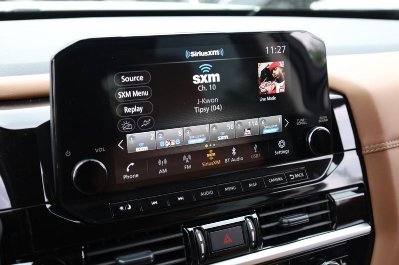 Nissan Pathfinder Vehicle Image 22