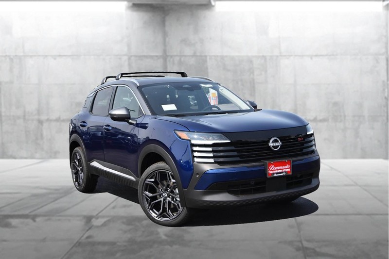 Nissan Kicks Vehicle Image 02