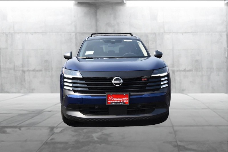 Nissan Kicks Vehicle Image 04