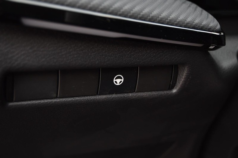 Nissan Kicks Vehicle Image 11