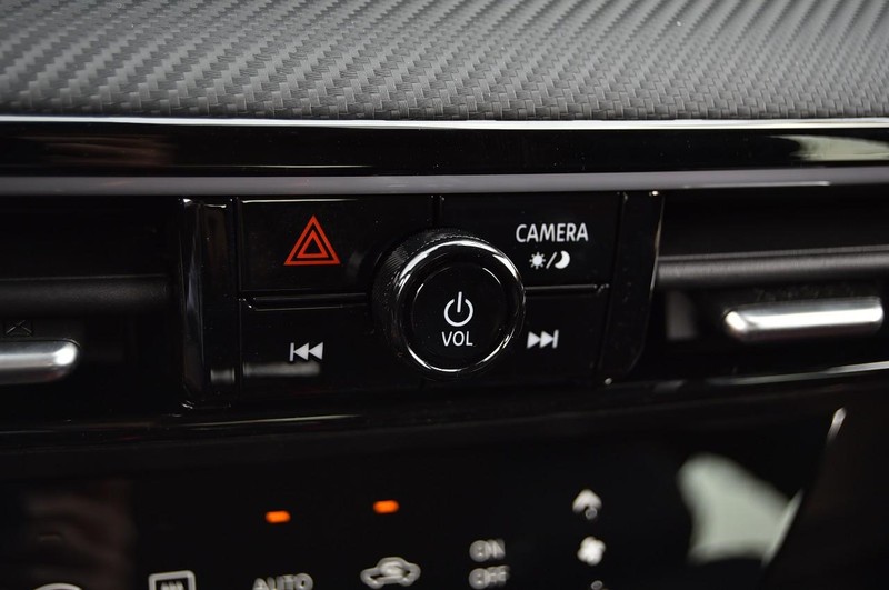 Nissan Kicks Vehicle Image 18