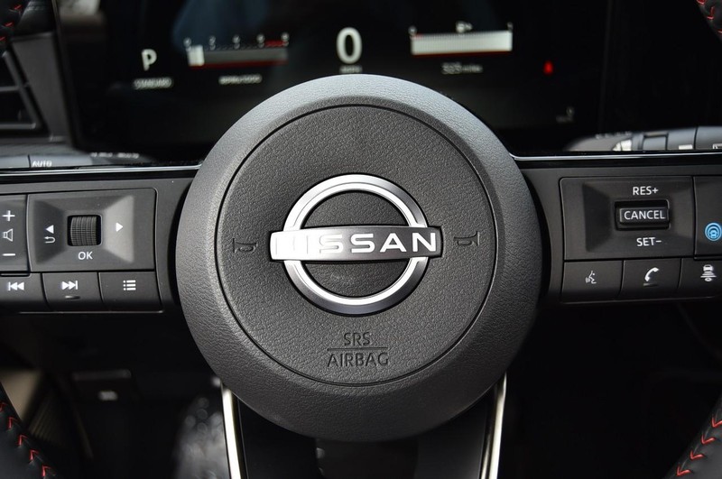 Nissan Kicks Vehicle Image 23