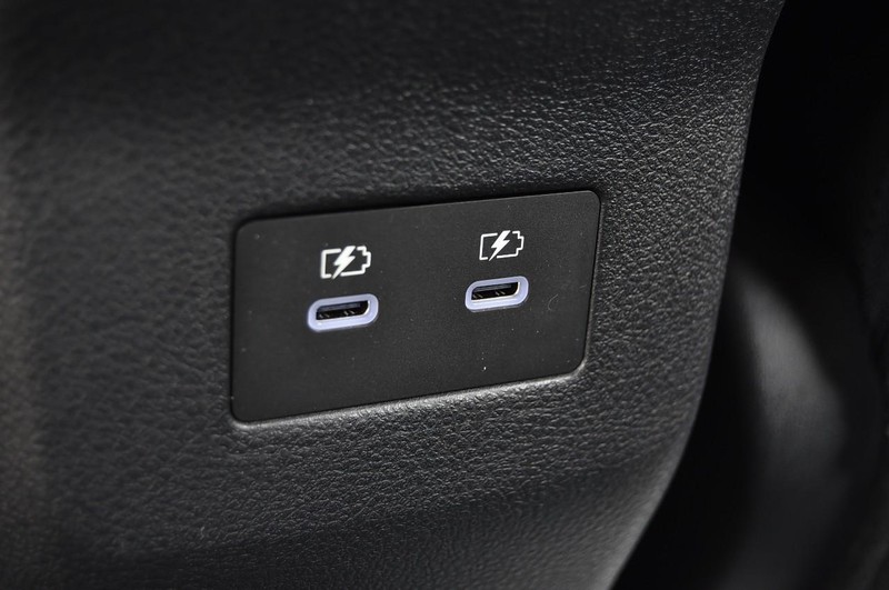 Nissan Kicks Vehicle Image 27