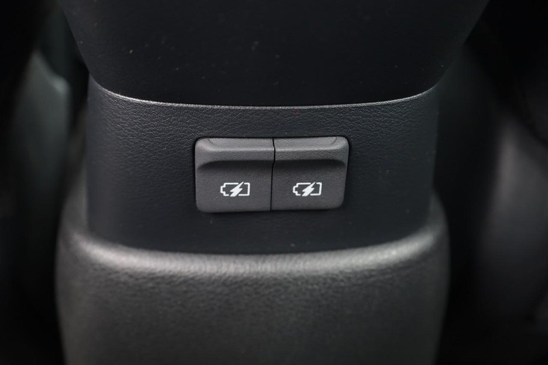 Nissan Kicks Play Vehicle Image 21