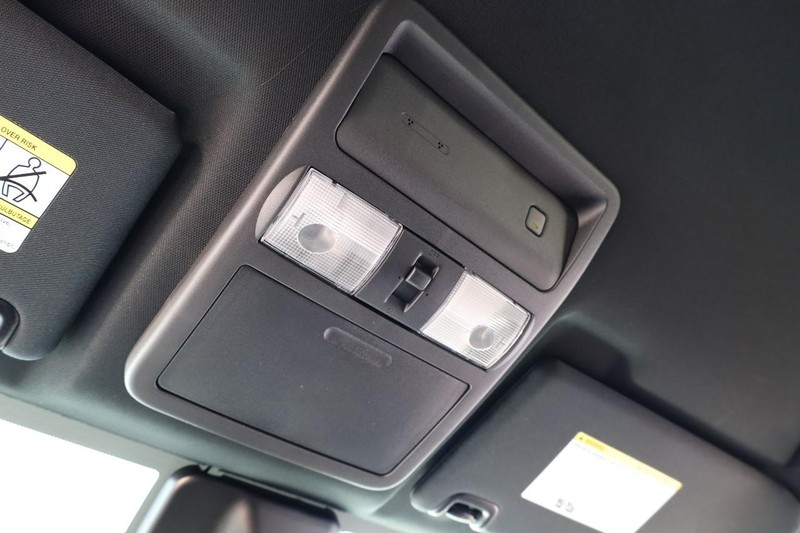 Nissan Frontier Vehicle Image 17