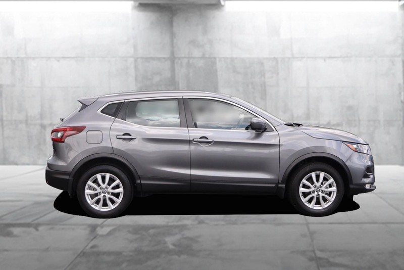 Nissan Rogue Sport Vehicle Image 05