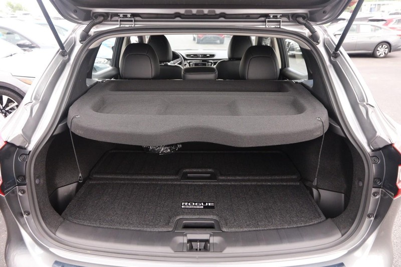 Nissan Rogue Sport Vehicle Image 07