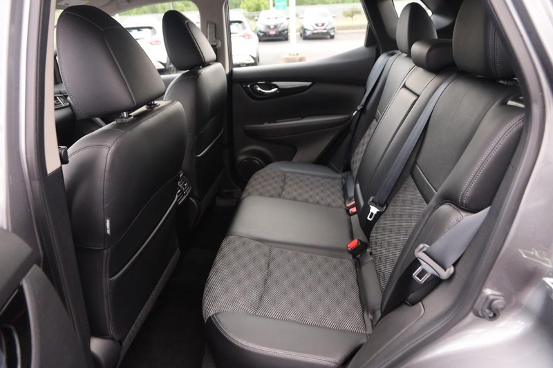 Nissan Rogue Sport Vehicle Image 09