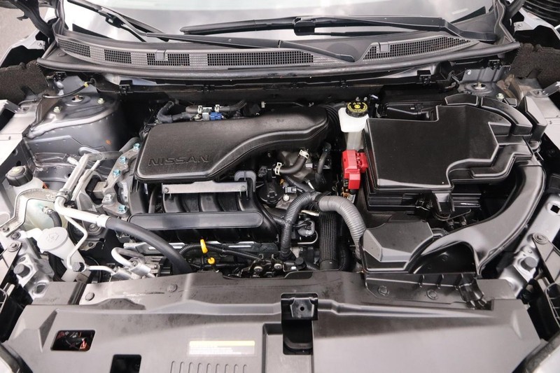 Nissan Rogue Sport Vehicle Image 26