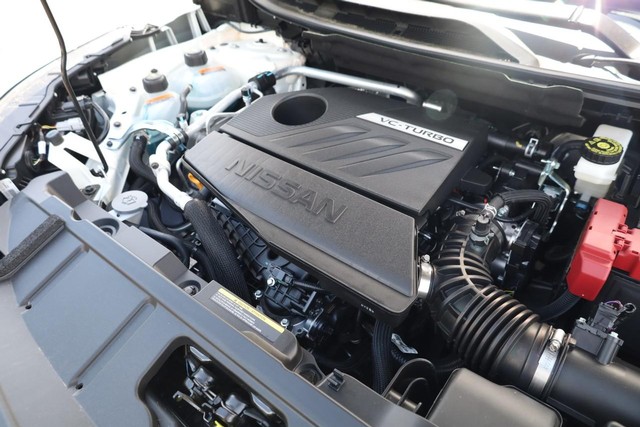 Nissan Rogue Vehicle Image 26