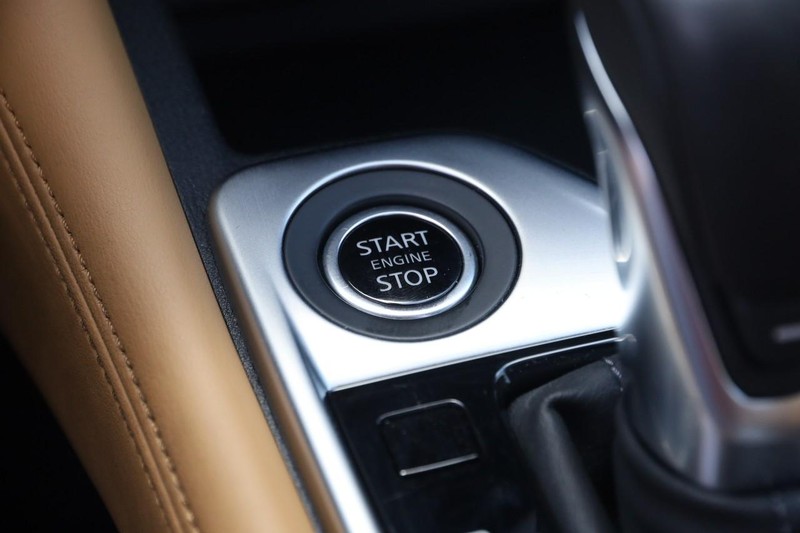 Nissan Sentra Vehicle Image 15