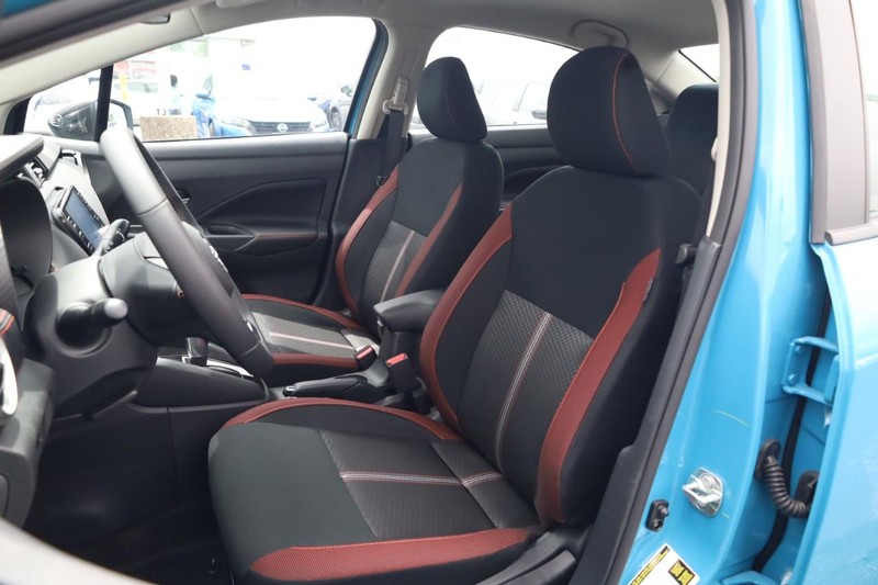 Nissan Versa Vehicle Image 08