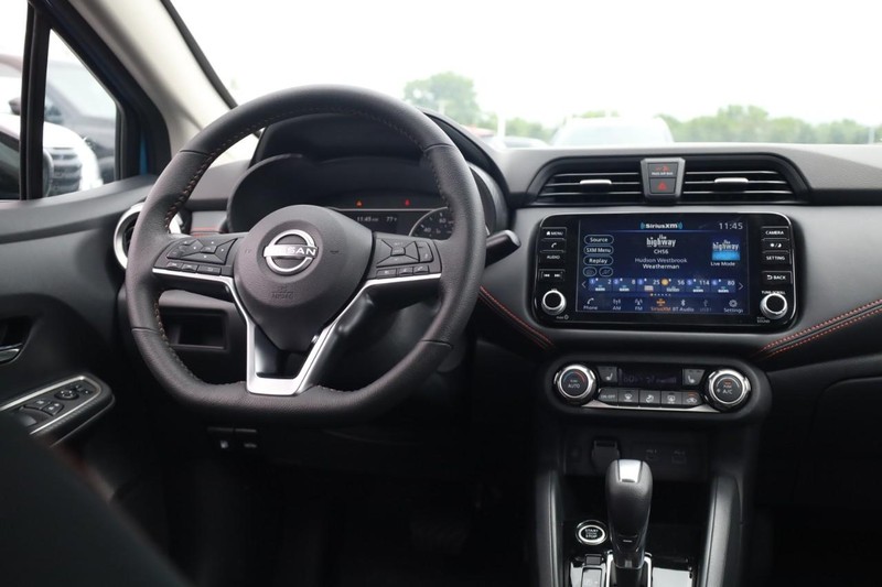 Nissan Versa Vehicle Image 15