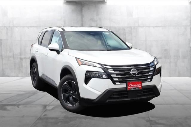 Nissan Rogue Vehicle Image 02