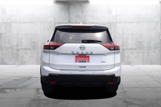 Nissan Rogue Vehicle Image 06