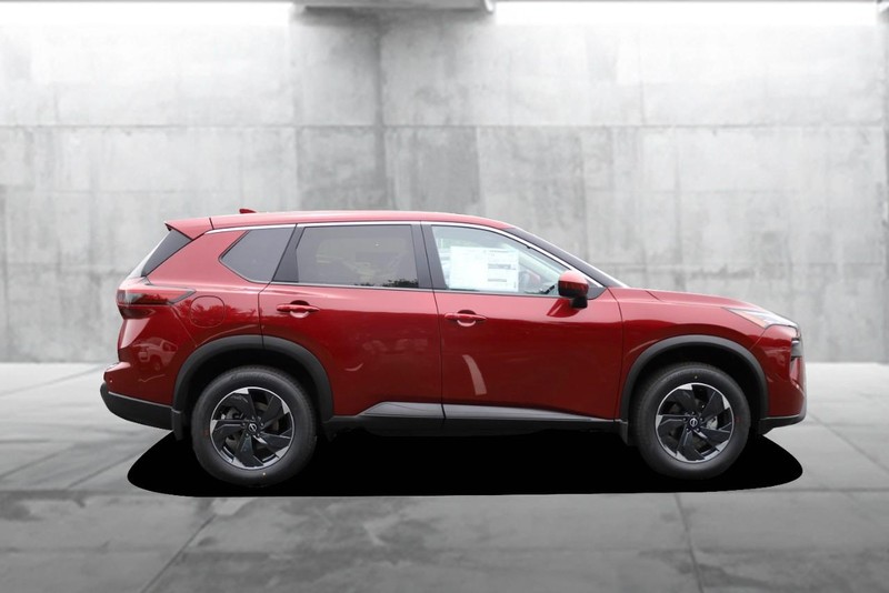 Nissan Rogue Vehicle Image 05