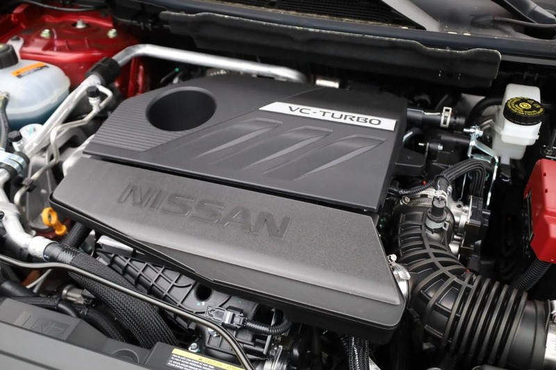 Nissan Rogue Vehicle Image 24