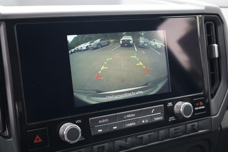 Nissan Frontier Vehicle Image 20