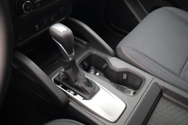 Nissan Frontier Vehicle Image 23