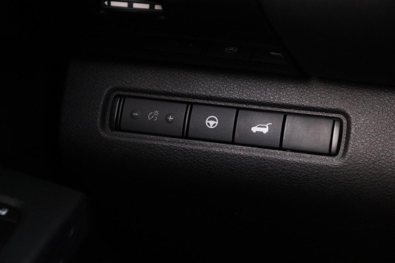 Nissan Pathfinder Vehicle Image 22