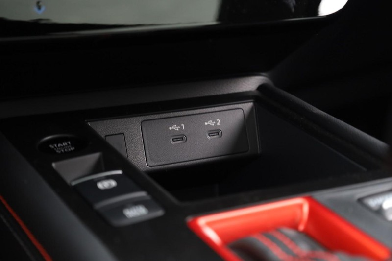 Nissan Kicks Vehicle Image 17