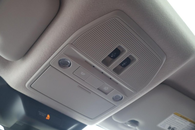 Nissan Kicks Vehicle Image 19