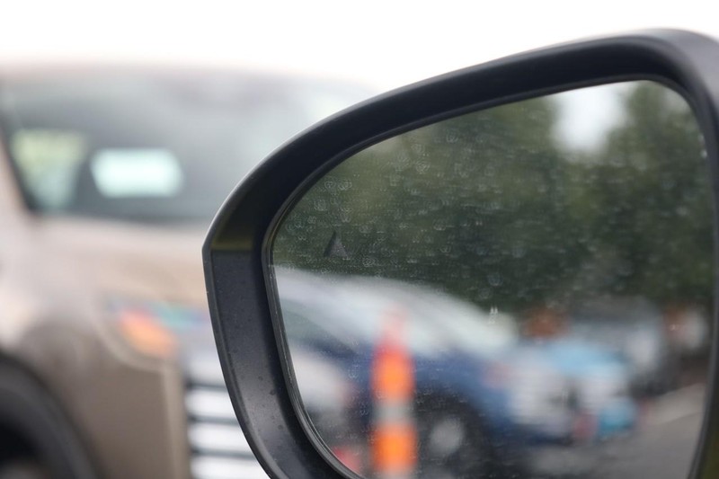 Nissan Kicks Vehicle Image 22