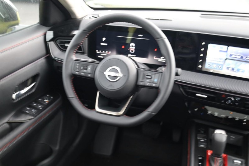 Nissan Kicks Vehicle Image 26