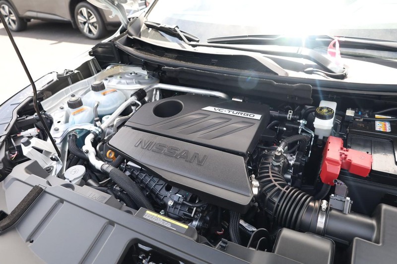 Nissan Rogue Vehicle Image 26