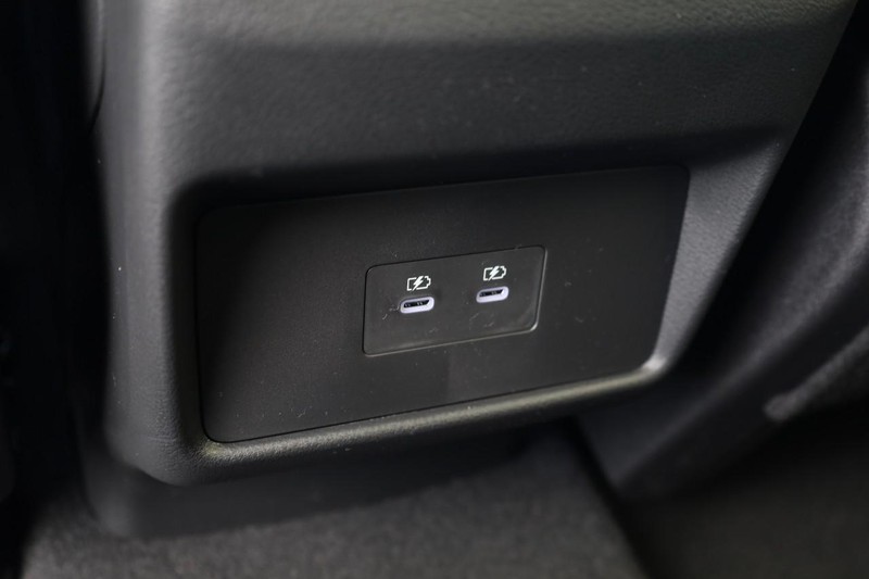 Nissan Rogue Vehicle Image 22